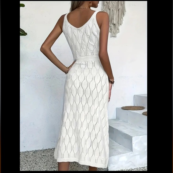 WHITE EYELET LONG SLEVELESS DRESS SIZE LARGE NEW - Picture 2 of 7